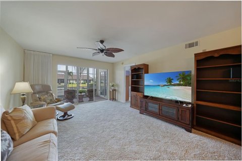 Condo in Punta Gorda, Florida, 2 bedrooms  № 1195888 - photo 5