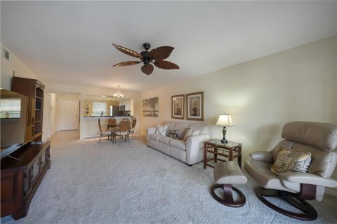 Condo in Punta Gorda, Florida, 2 bedrooms  № 1195888 - photo 6