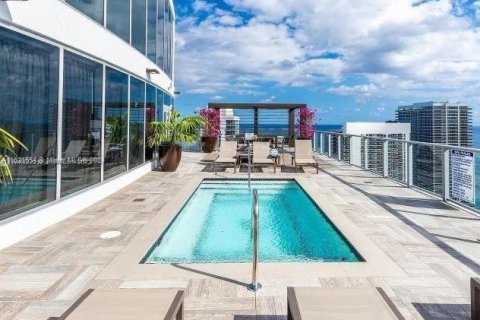 Copropriété à vendre à Hollywood, Floride: 2 chambres, 97.92 m2 № 1242356 - photo 19