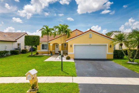 Villa ou maison à vendre à Pembroke Pines, Floride: 3 chambres, 151.62 m2 № 1423678 - photo 1