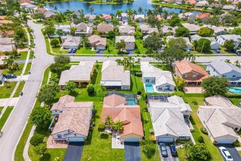 Villa ou maison à vendre à Pembroke Pines, Floride: 3 chambres, 151.62 m2 № 1423678 - photo 20