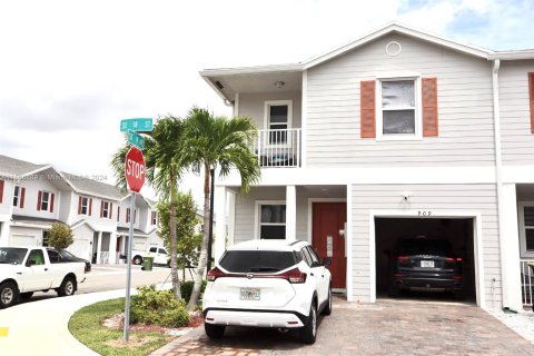 Adosado en venta en Homestead, Florida, 3 dormitorios, 136.01 m2 № 1127211 - foto 6