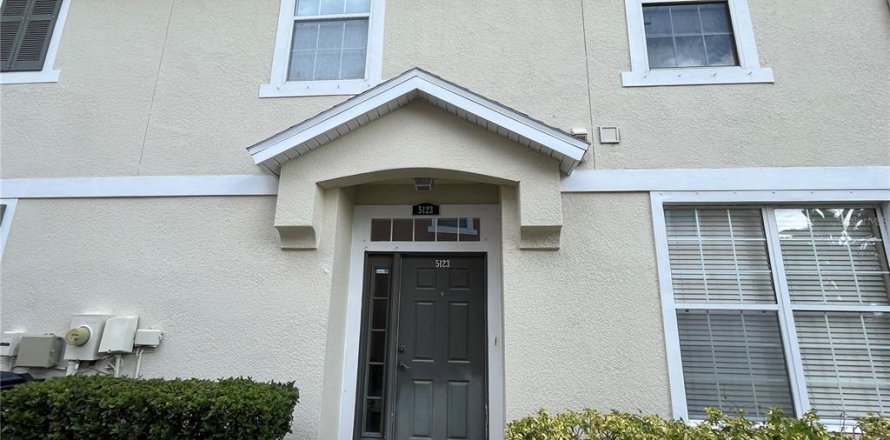 Townhouse in Saint Petersburg, Florida 2 bedrooms, 111.48 sq.m. № 1364509