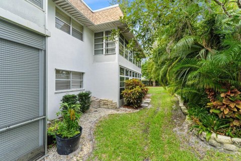 Copropriété à vendre à Stuart, Floride: 2 chambres, 97.45 m2 № 1227656 - photo 4