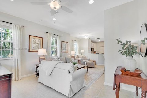 Condo in Jupiter, Florida, 3 bedrooms  № 1318784 - photo 11