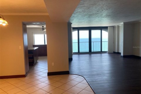 Condominio en venta en Daytona Beach Shores, Florida, 2 dormitorios, 169.08 m2 № 1394212 - foto 4