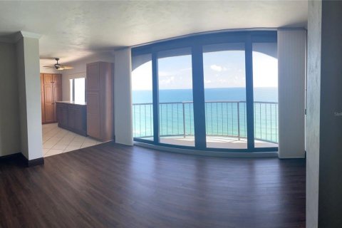 Condominio en venta en Daytona Beach Shores, Florida, 2 dormitorios, 169.08 m2 № 1394212 - foto 18