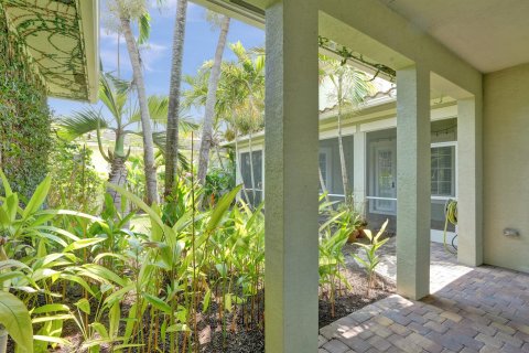 House in Jupiter, Florida 4 bedrooms, 272.02 sq.m. № 1177311 - photo 12