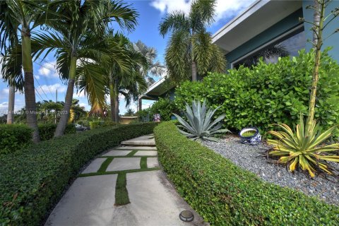 Villa ou maison à vendre à Fort Lauderdale, Floride: 3 chambres, 175.77 m2 № 927023 - photo 6