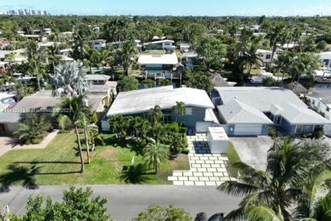 Villa ou maison à vendre à Fort Lauderdale, Floride: 3 chambres, 175.77 m2 № 927023 - photo 1