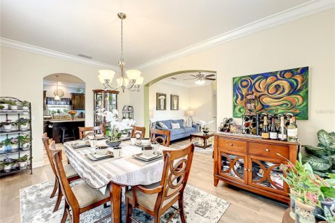 Casa en venta en Orlando, Florida, 5 dormitorios, 336.86 m2 № 812342 - foto 10