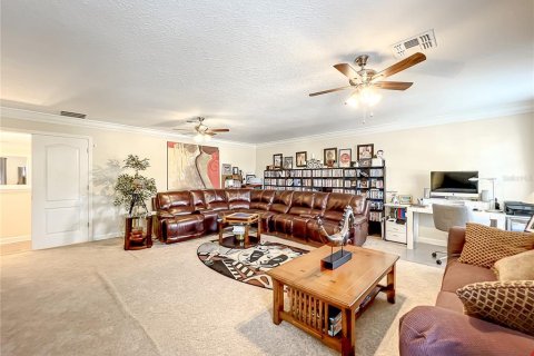Casa en venta en Orlando, Florida, 5 dormitorios, 336.86 m2 № 812342 - foto 24