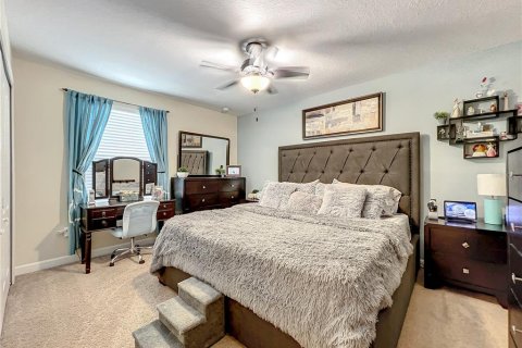 House in Orlando, Florida 5 bedrooms, 336.86 sq.m. № 812342 - photo 30