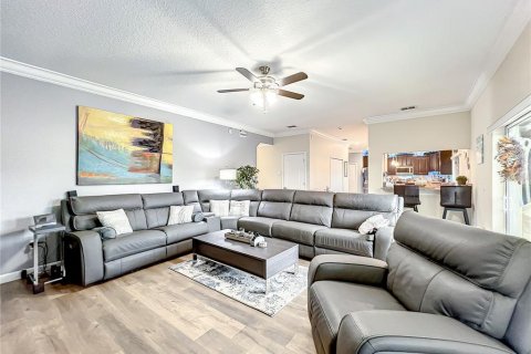 Casa en venta en Orlando, Florida, 5 dormitorios, 336.86 m2 № 812342 - foto 21