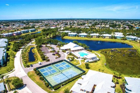 Copropriété à vendre à Punta Gorda, Floride: 2 chambres, 92.53 m2 № 1138024 - photo 4