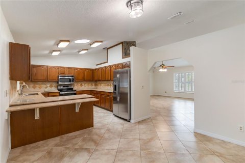 Casa en venta en Kissimmee, Florida, 3 dormitorios, 220.09 m2 № 1313700 - foto 16