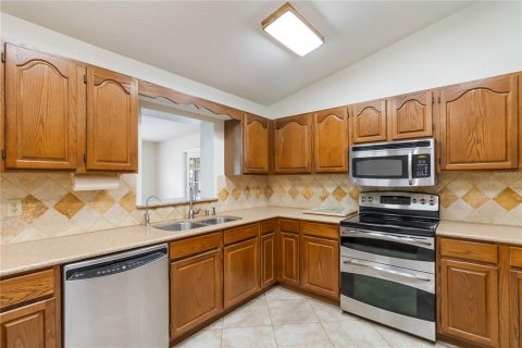 Casa en venta en Kissimmee, Florida, 3 dormitorios, 220.09 m2 № 1313700 - foto 12