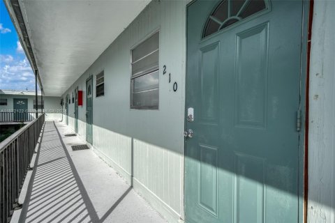 Condominio en venta en Lake Placid, Florida, 1 dormitorio № 1132079 - foto 17