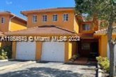 Adosado en alquiler en Hialeah, Florida, 3 dormitorios, 115.66 m2 № 1367135 - foto 21