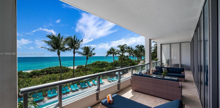 Condominio en Miami Beach, Florida, 3 dormitorios  № 1367136