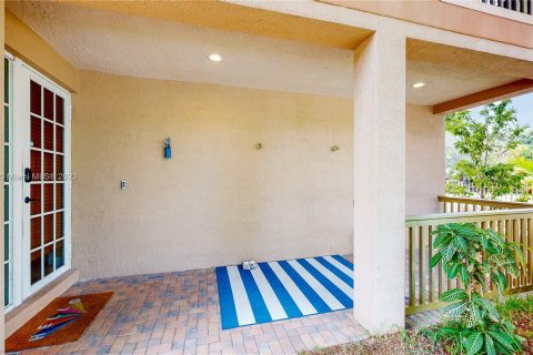 Townhouse in Fort Lauderdale, Florida 4 bedrooms, 210.33 sq.m. № 760313 - photo 6