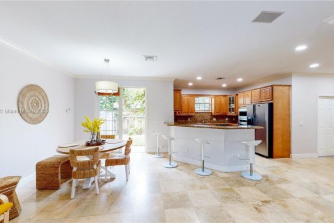 Townhouse in Fort Lauderdale, Florida 4 bedrooms, 210.33 sq.m. № 760313 - photo 10
