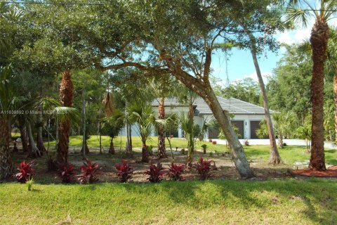 Casa en venta en Naples, Florida, 5 dormitorios, 235.69 m2 № 1310929 - foto 4