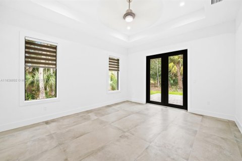 Villa ou maison à vendre à Naples, Floride: 5 chambres, 235.69 m2 № 1310929 - photo 25