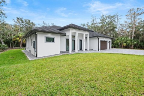 Villa ou maison à vendre à Naples, Floride: 5 chambres, 235.69 m2 № 1310929 - photo 8