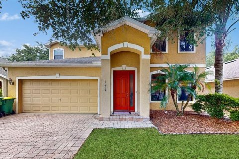 Villa ou maison à vendre à DeLand, Floride: 4 chambres, 266.72 m2 № 1251190 - photo 1