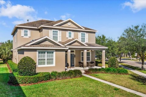 Casa en venta en Tampa, Florida, 5 dormitorios, 288.93 m2 № 1130949 - foto 3
