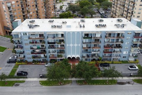 Купить кондоминиум в Норт-Майами, Флорида 3 комнаты, 97.55м2, № 1139917 - фото 5