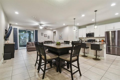 Adosado en venta en Riverview, Florida, 4 dormitorios, 243.22 m2 № 1296836 - foto 11