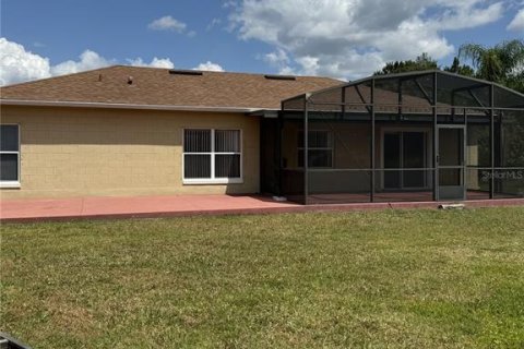 House in Kissimmee, Florida 3 bedrooms, 148.27 sq.m. № 1140008 - photo 30