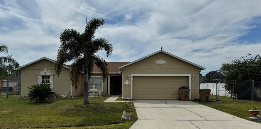 House in Kissimmee, Florida 3 bedrooms, 148.27 sq.m. № 1140008