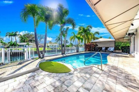 Casa en venta en Deerfield Beach, Florida, 3 dormitorios, 232.26 m2 № 957133 - foto 10