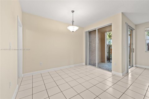 Adosado en venta en Homestead, Florida, 3 dormitorios, 160.91 m2 № 1398430 - foto 10