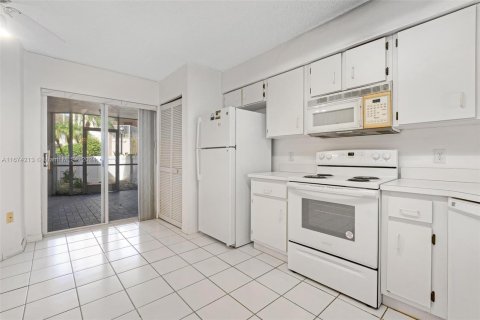 Copropriété à vendre à Tamarac, Floride: 2 chambres, 123.1 m2 № 1398431 - photo 9