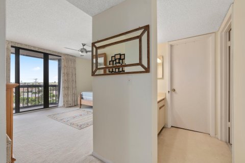 Condominio en venta en Hutchinson Island South, Florida, 3 dormitorios, 150.78 m2 № 1127694 - foto 26