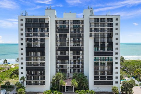 Condominio en venta en Hutchinson Island South, Florida, 3 dormitorios, 150.78 m2 № 1127694 - foto 1