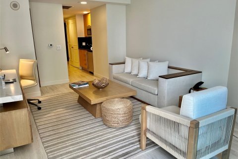 Condominio en venta en Fort Lauderdale, Florida, 1 dormitorio, 61.5 m2 № 1011955 - foto 17