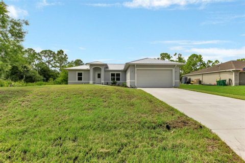 Villa ou maison à vendre à Punta Gorda, Floride: 3 chambres, 141.58 m2 № 1308590 - photo 5