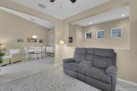 Copropriété à vendre à Fort Myers, Floride: 3 chambres, 188.96 m2 № 1382689 - photo 17