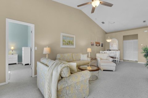 Condo in Fort Myers, Florida, 3 bedrooms  № 1382689 - photo 12