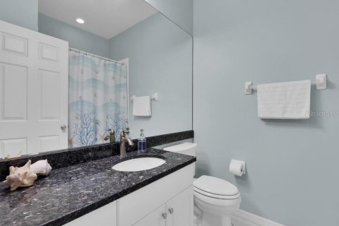 Condo in Fort Myers, Florida, 3 bedrooms  № 1382689 - photo 24