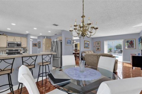 Casa en venta en Orlando, Florida, 4 dormitorios, 202.81 m2 № 1397968 - foto 15