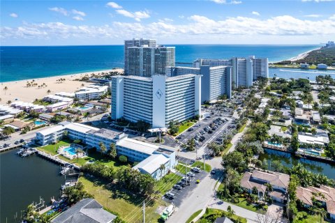 Condo in Fort Lauderdale, Florida, 1 bedroom  № 1189560 - photo 3