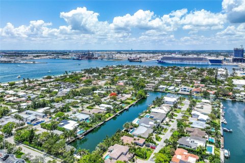 Condo in Fort Lauderdale, Florida, 1 bedroom  № 1189560 - photo 6