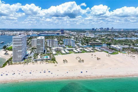 Condo in Fort Lauderdale, Florida, 1 bedroom  № 1189560 - photo 30