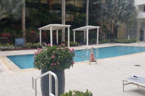 Condominio en venta en Aventura, Florida, 2 dormitorios, 100.43 m2 № 1189508 - foto 18